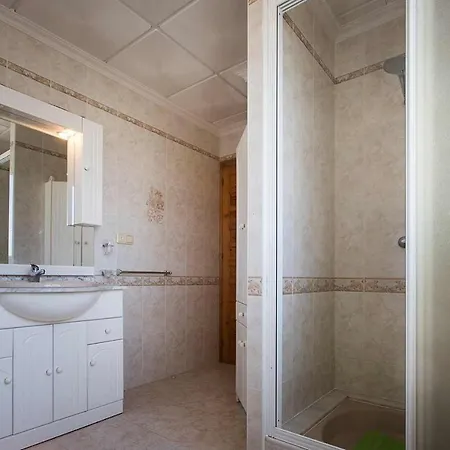 Ch Velazquez * سيوداد كيسادا